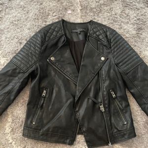 Topshop black faux leather MOTO jacket in size 2Petite